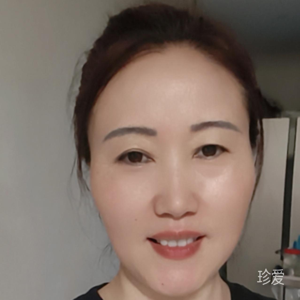 轻如蝶舞