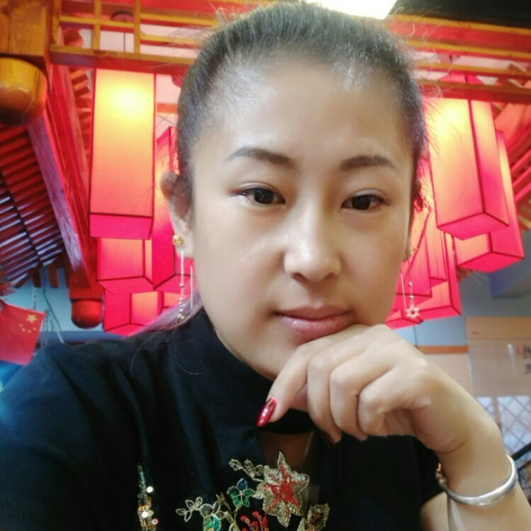 找尋幸福的女孩兒