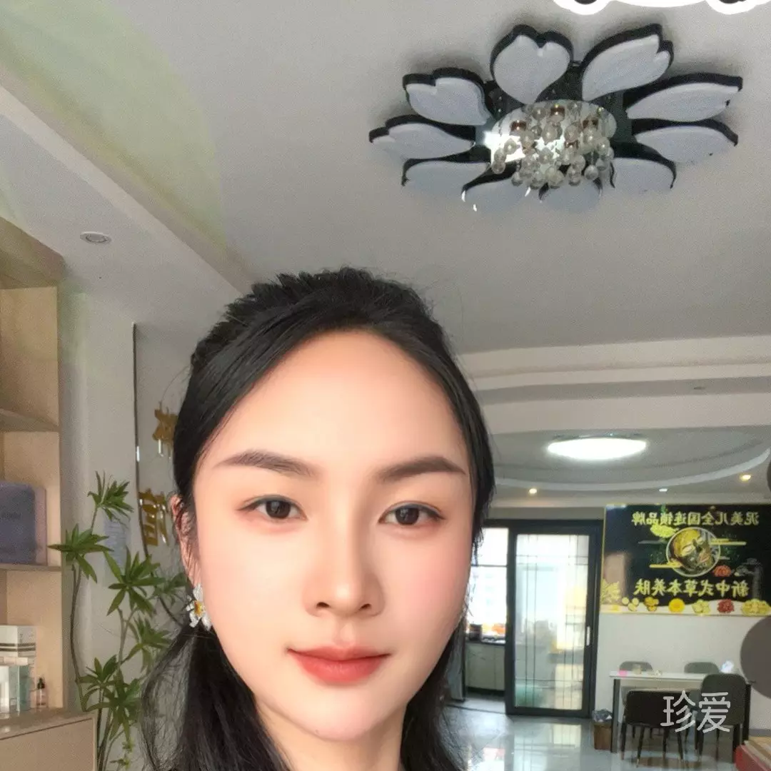 白色的月光