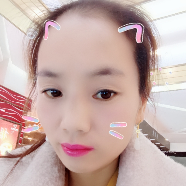 俏丽玲珑