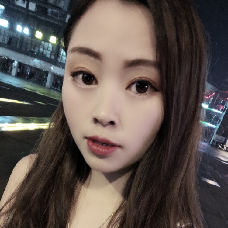 一個(gè)人淋雨