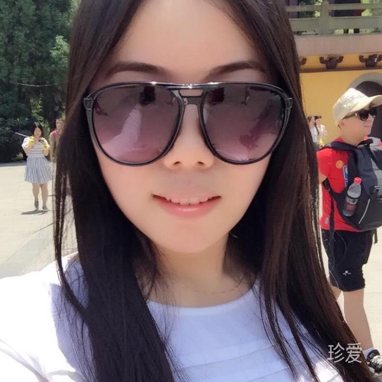 闻雯
