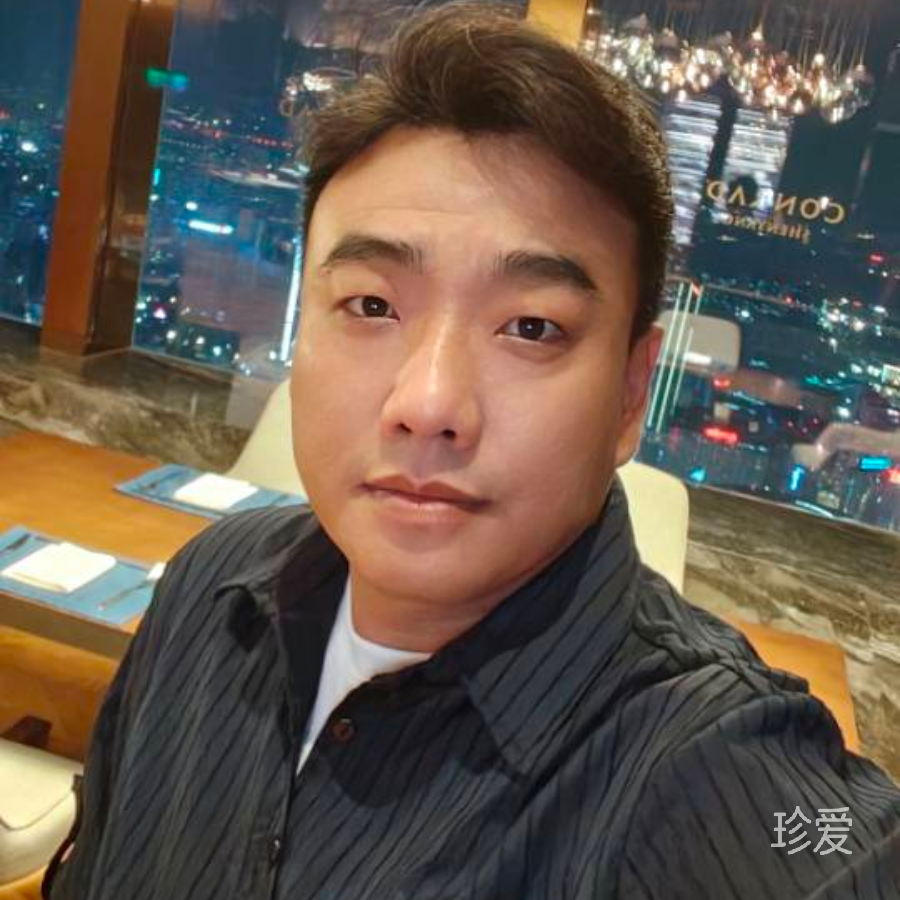 李志博油画蝴蝶号