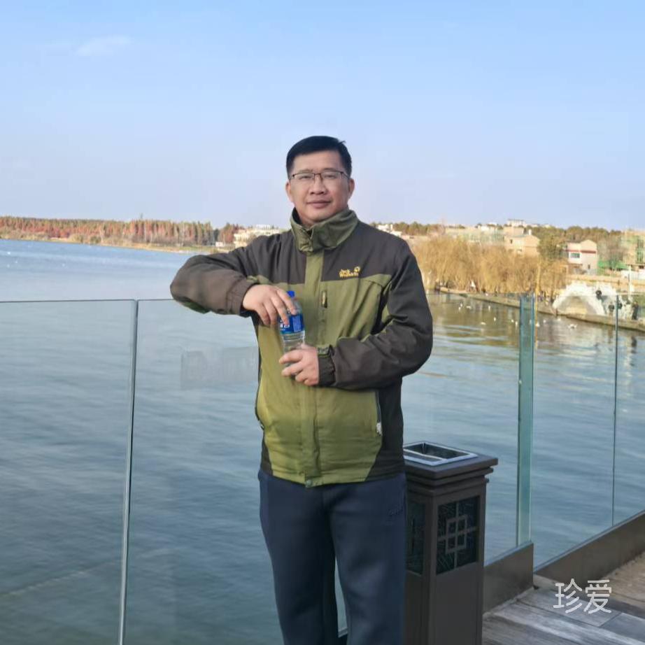 鱿鱼哥
