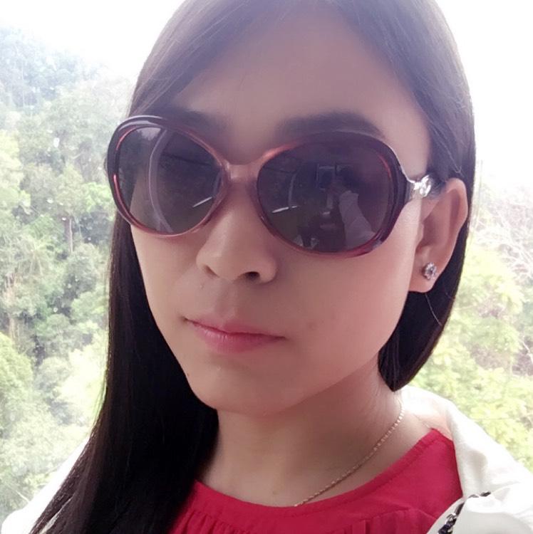 黄昏晓月明