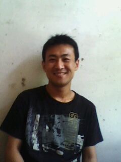 爬上墻頭等紅杏