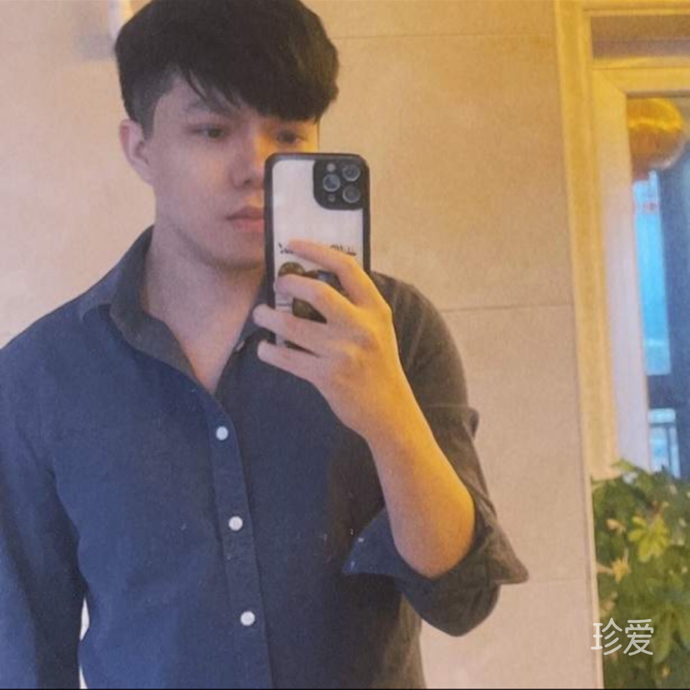 开飞机的卡卡罗特