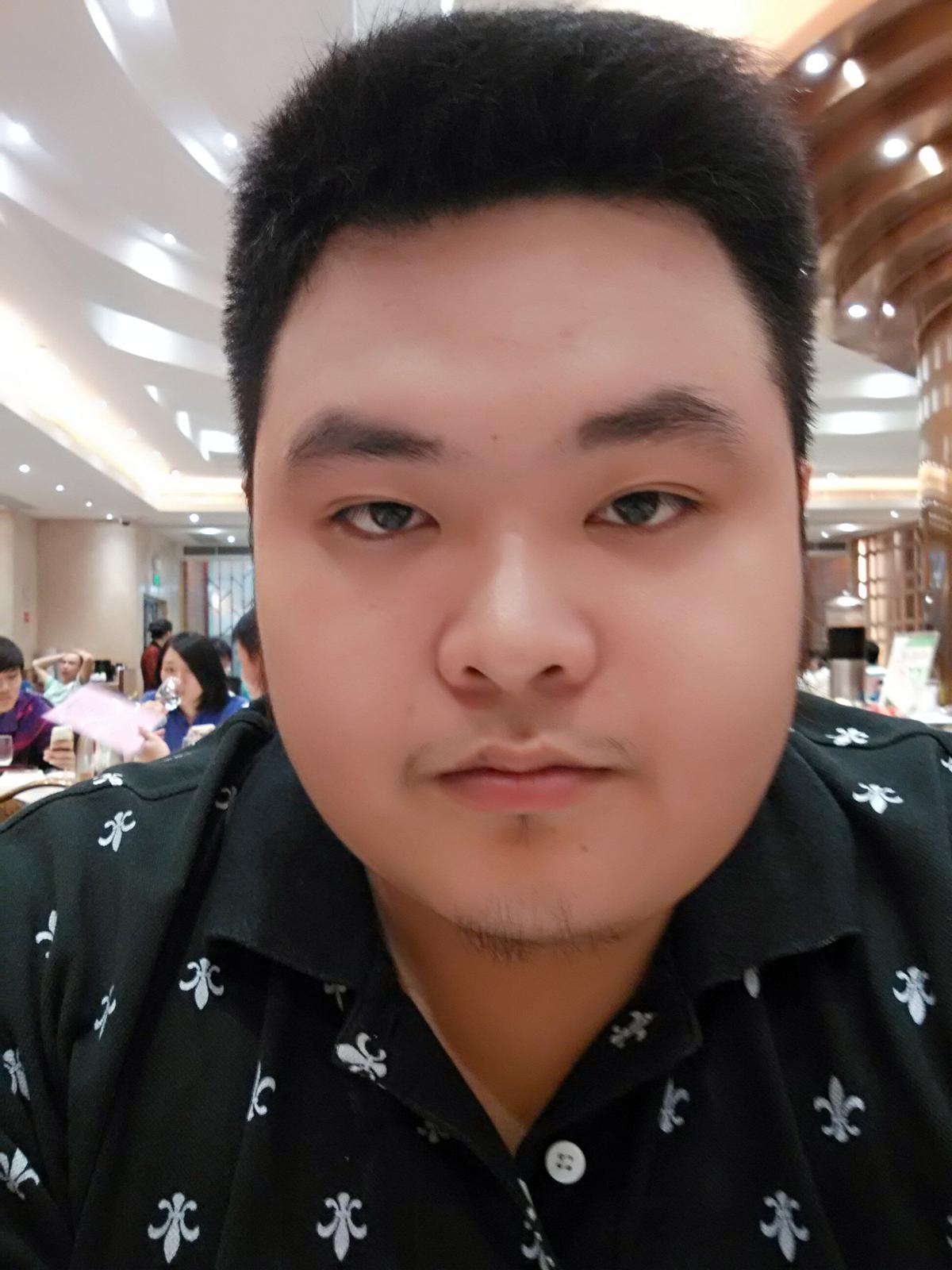 陈柏羽（真名）