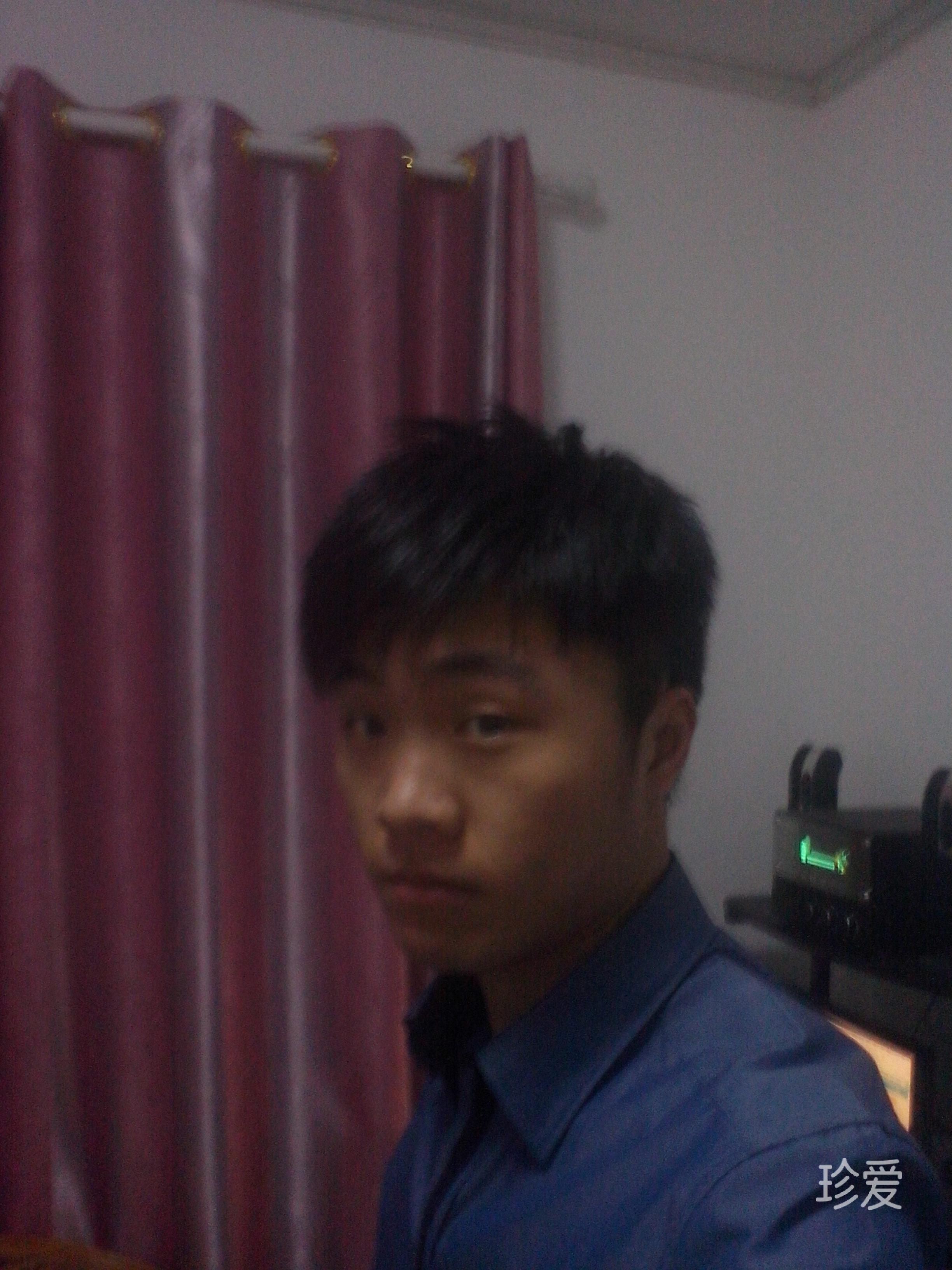 年轻的脸强壮的心