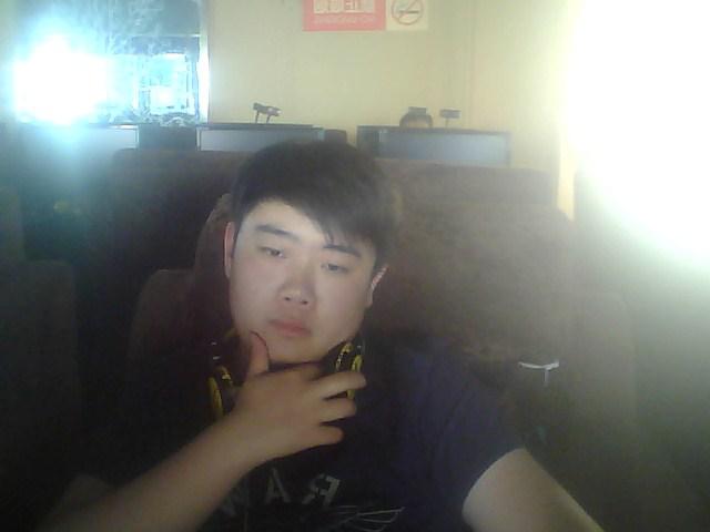 小男人。