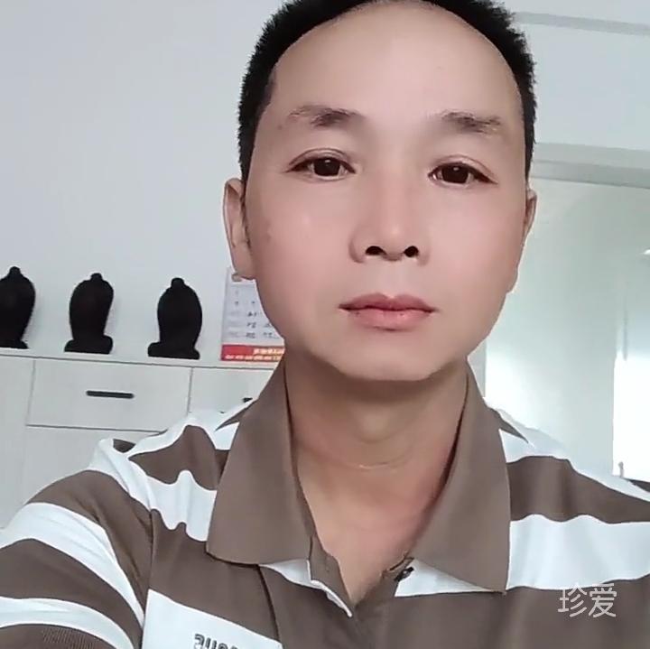 阿龙