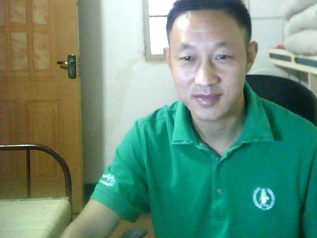 等愛(ài)的老男人