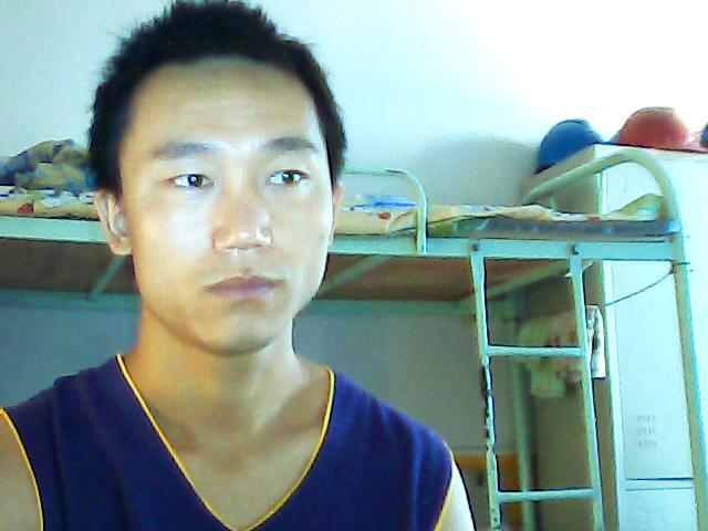 今年的湖畔会很冷