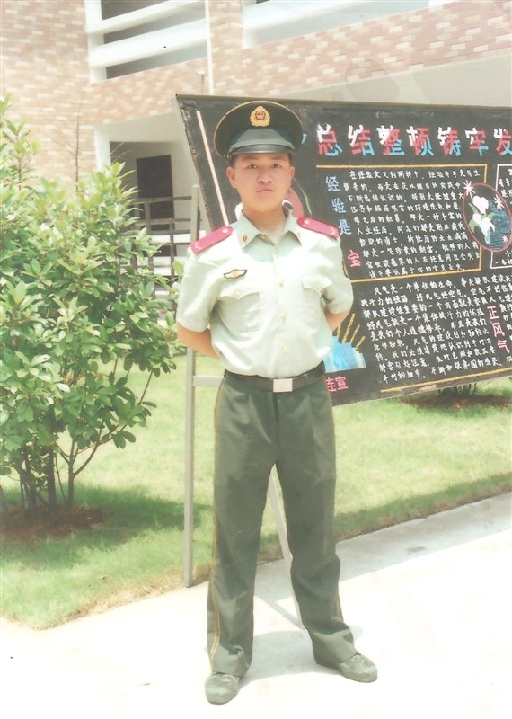 不抛弃，不放弃。