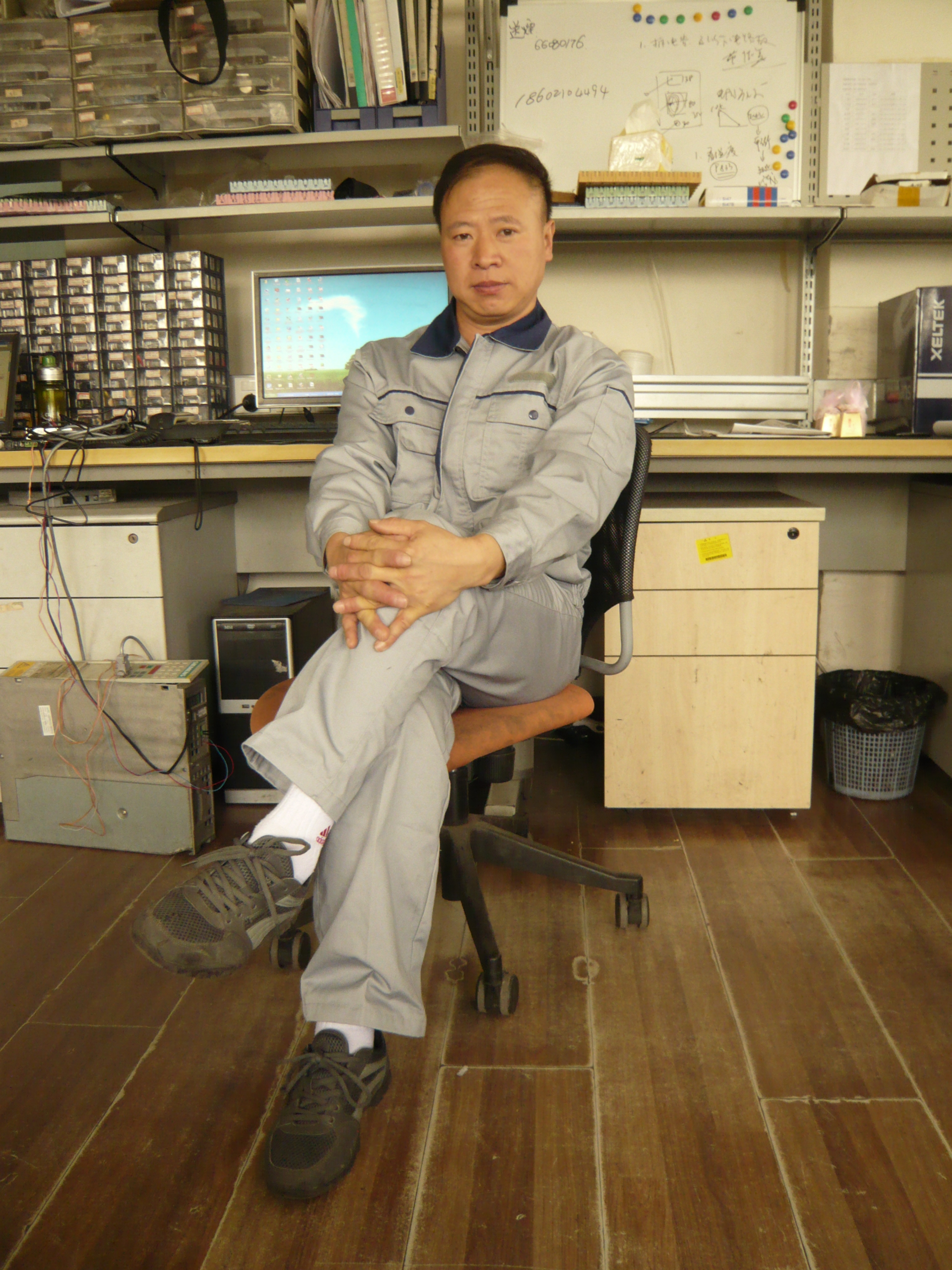 大江東去浪淘盡