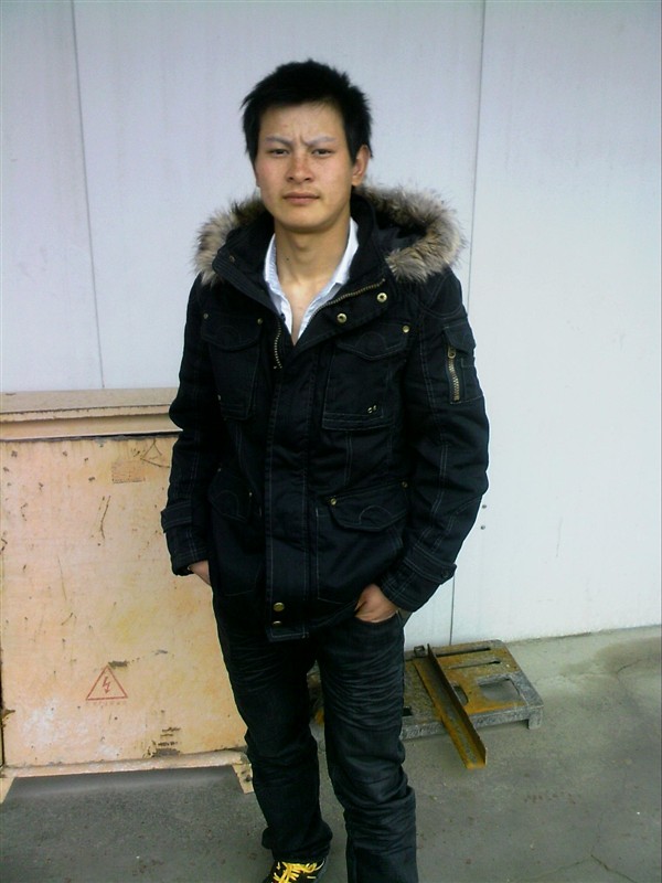 執(zhí)筆寫(xiě)下情