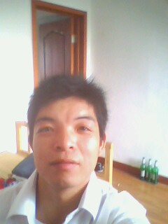 我在一棵树下等你