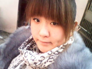 自編自演自欺欺人