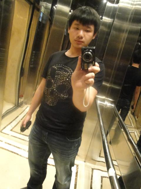 這個年代浮夸了誰