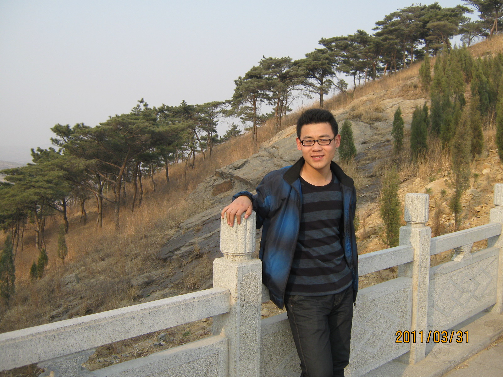 那抹阳光太刺眼