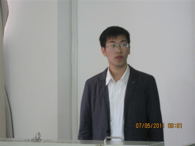 收起你那臭脾气