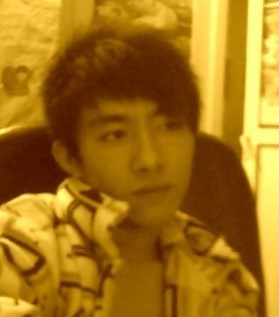 面对草蛋的女人